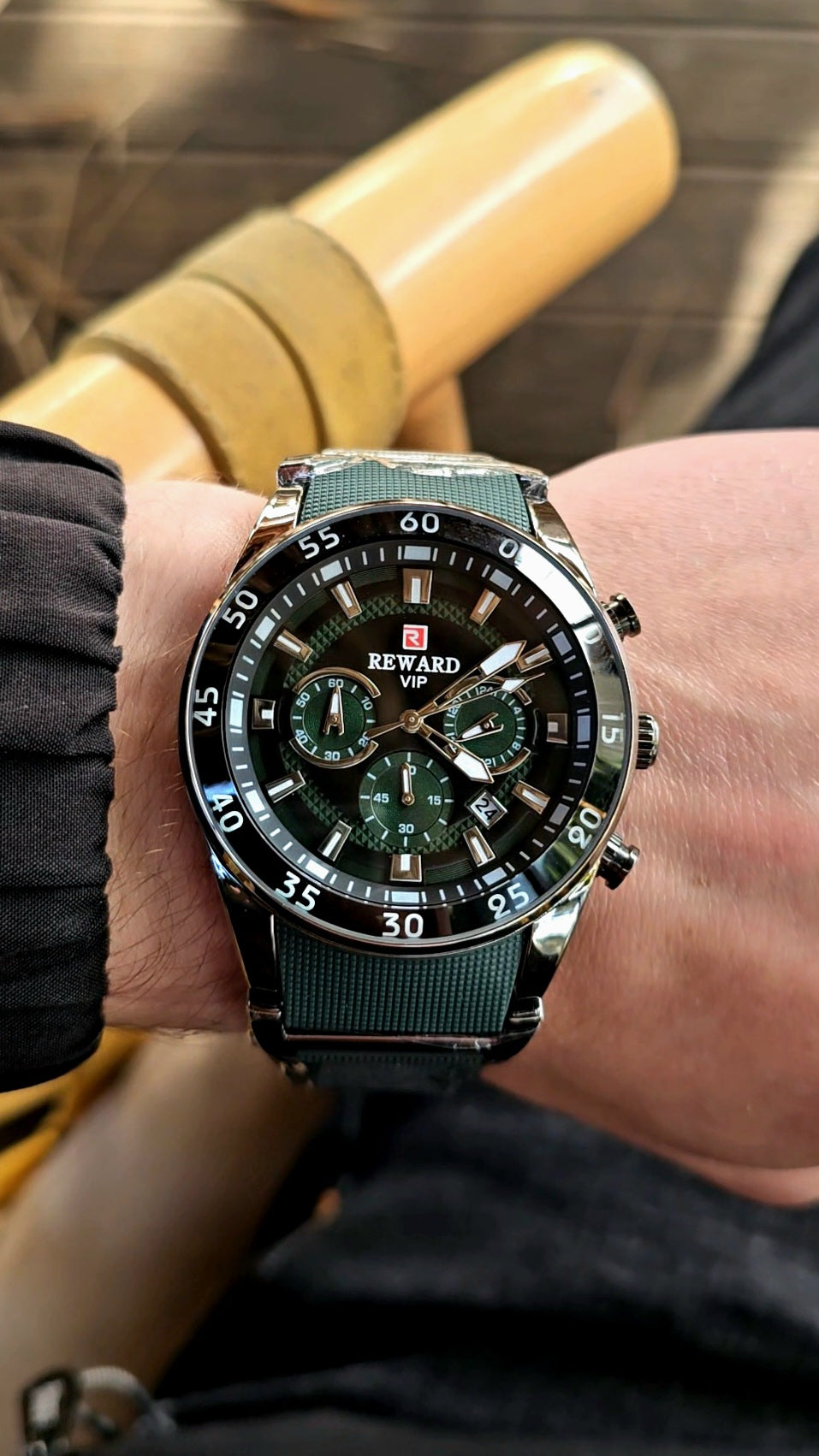 VIP Midnight Emerald